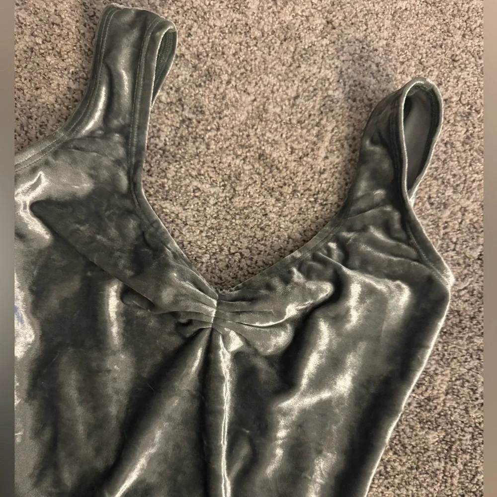 Luckyleo olive green velvet ballet leotard size small - Picture 2 of 9